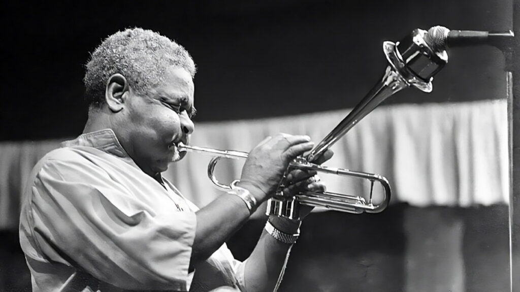 Dizzy Gillespie at the Dalhousie Institute, Calcutta – March 27, 1985 Courtesy: Ravi Singhania
